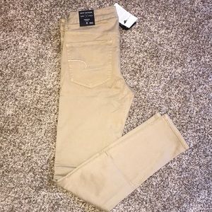 NWT American Eagle tan jeggings